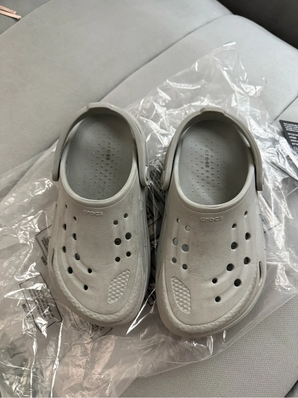 CROCS Kids Classic Clog in Light Gray